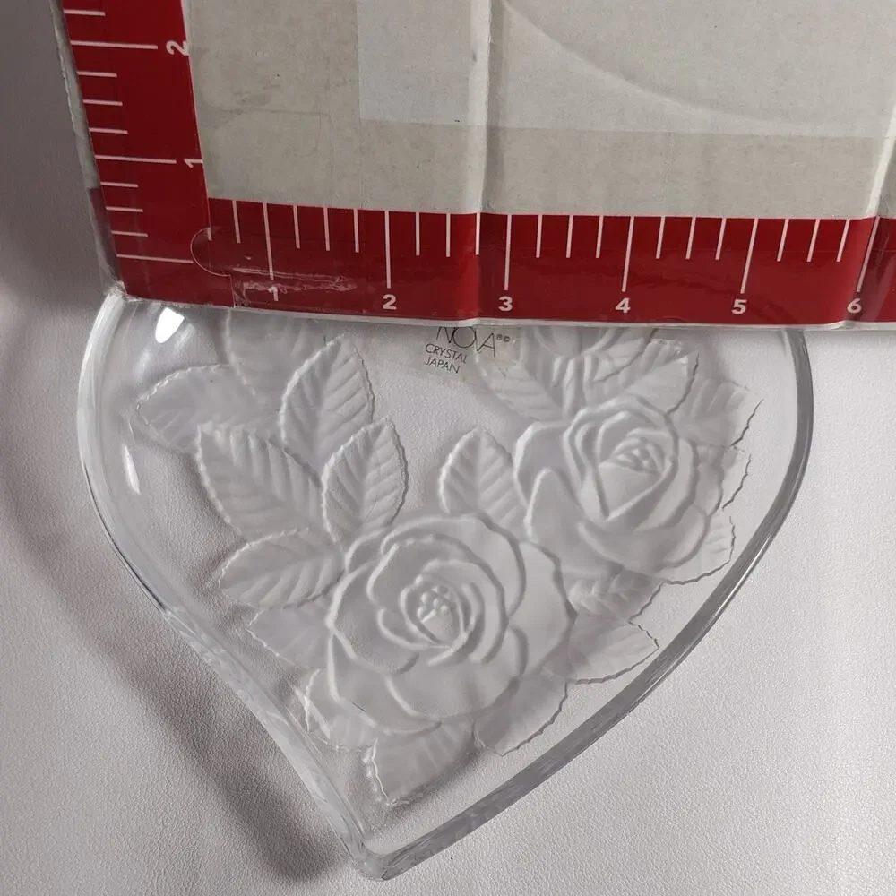 Studio Nova Winter Rose Heart Shaped Trinket Dish Crystal Frosted 1990s Japan